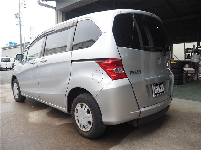صورة 2 لـ 2009 Honda FREED