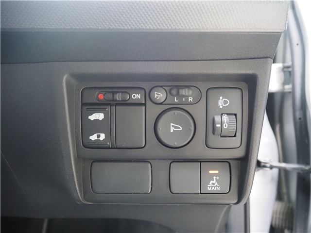 2009 Honda FREED — миниатюра 35