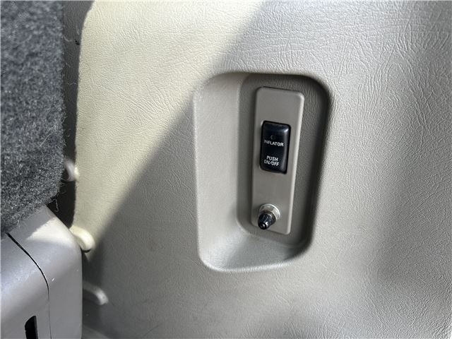 2005 Hummer H2 缩略图 57