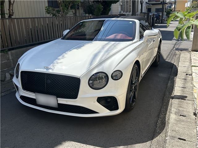 صورة 5 لـ 2022 Bentley CONTINENTAL