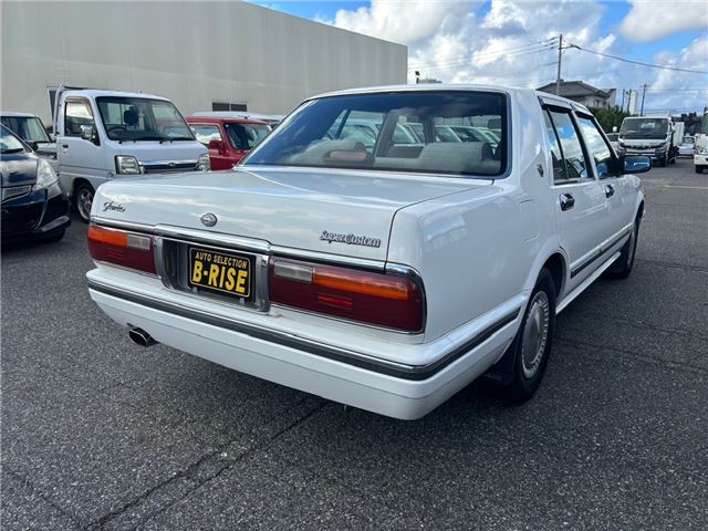 صورة 2 لـ 1997 Nissan GLORIA