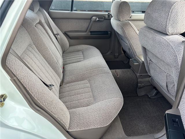 صورة مصغرة 11 لـ 1997 Nissan GLORIA