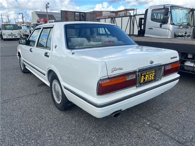 صورة 5 لـ 1997 Nissan GLORIA