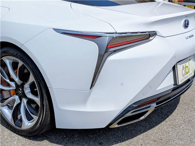 2017 Lexus LC thumbnail 20