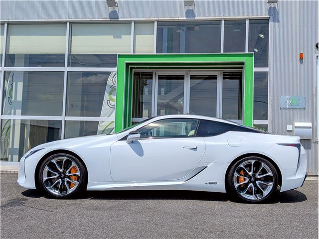 2017 Lexus LC thumbnail 23