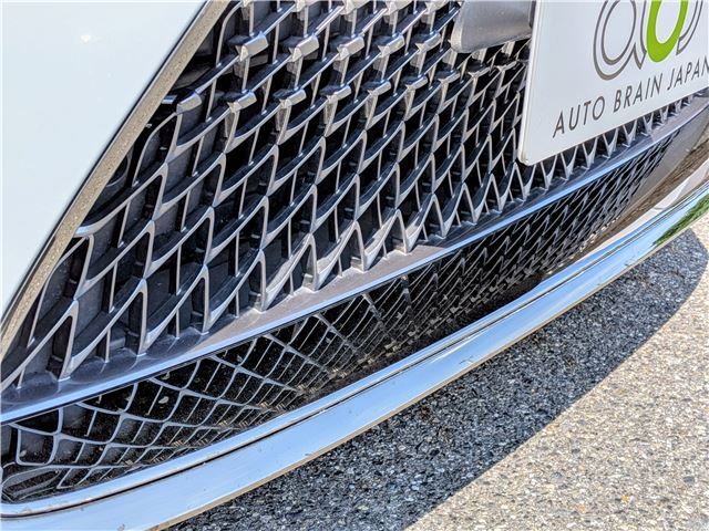 2017 Lexus LC thumbnail 29
