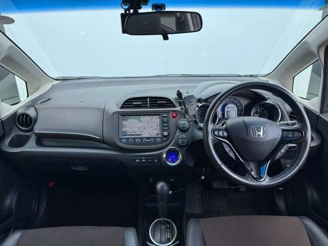2011 Honda FIT SHUTTLE HYBRID — фото 3