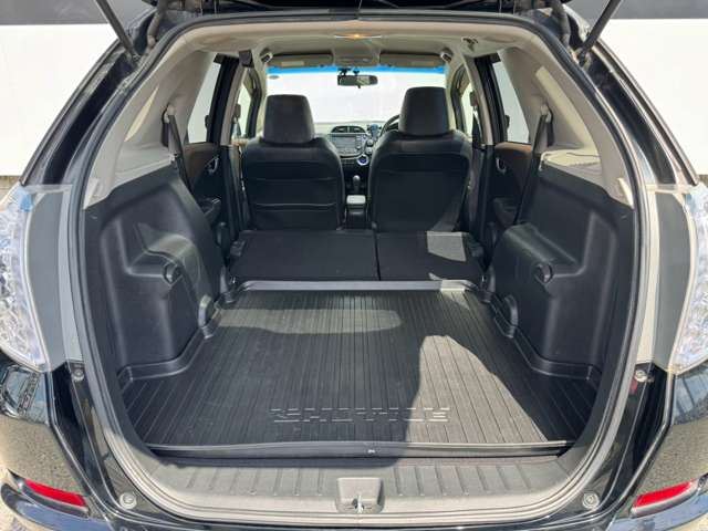صورة مصغرة 11 لـ 2011 Honda FIT SHUTTLE HYBRID