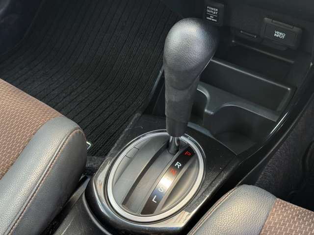 صورة مصغرة 16 لـ 2011 Honda FIT SHUTTLE HYBRID