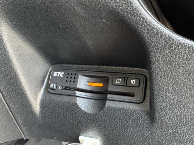 صورة مصغرة 17 لـ 2011 Honda FIT SHUTTLE HYBRID