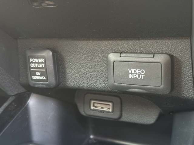 صورة مصغرة 22 لـ 2011 Honda FIT SHUTTLE HYBRID