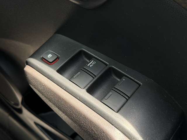 صورة مصغرة 24 لـ 2011 Honda FIT SHUTTLE HYBRID