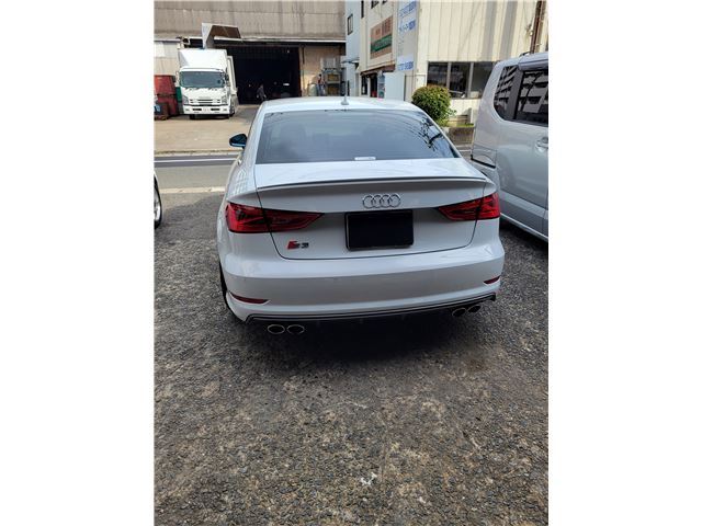 صورة 4 لـ 2014 AUDI S3