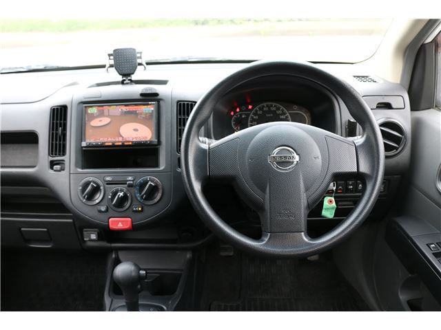 2017 Nissan NV150AD 缩略图 20