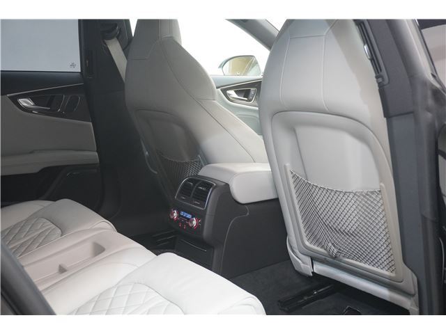 صورة مصغرة 61 لـ 2013 AUDI S7 SPORTBACK