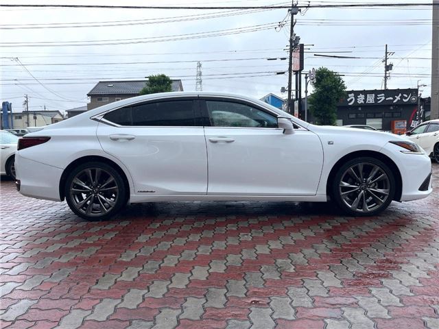 2020 Lexus ES photo 7