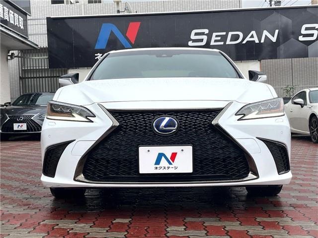 2020 Lexus ES photo 5
