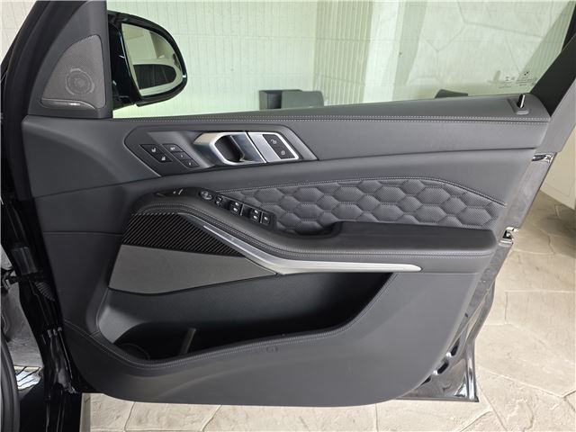 2020 BMW X5 M 缩略图 63