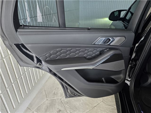 2020 BMW X5 M 缩略图 68