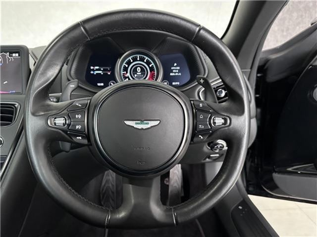 صورة مصغرة 12 لـ 2017 Aston Martin DB11