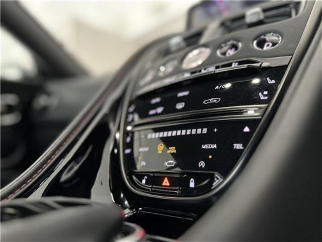 صورة مصغرة 20 لـ 2017 Aston Martin DB11