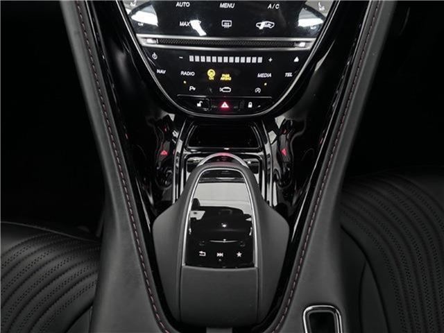 صورة مصغرة 21 لـ 2017 Aston Martin DB11