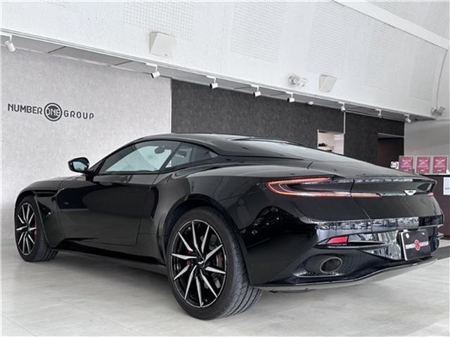 صورة مصغرة 36 لـ 2017 Aston Martin DB11