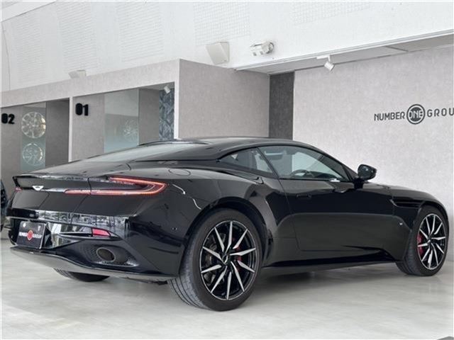 صورة مصغرة 37 لـ 2017 Aston Martin DB11