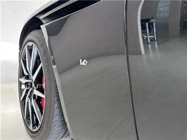 صورة مصغرة 40 لـ 2017 Aston Martin DB11
