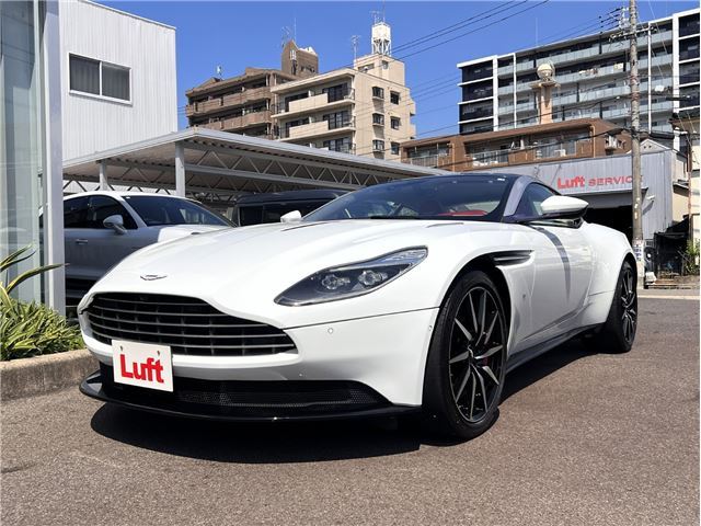 صورة 1 لـ 2017 Aston Martin DB11