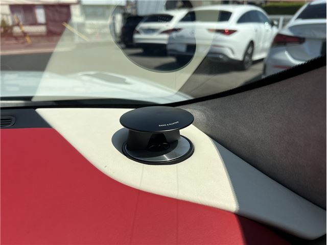 صورة مصغرة 12 لـ 2017 Aston Martin DB11