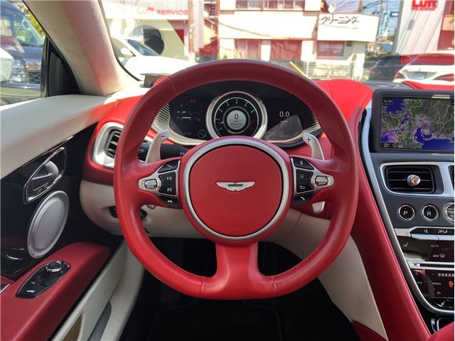 صورة مصغرة 13 لـ 2017 Aston Martin DB11
