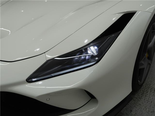 2021 Ferrari F8 TRIBUTO thumbnail 12