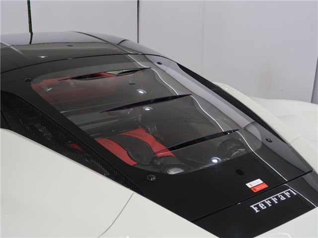 2021 Ferrari F8 TRIBUTO thumbnail 24