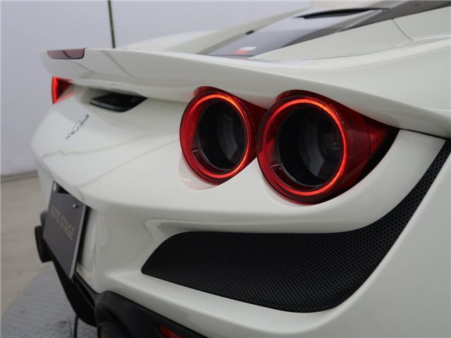2021 Ferrari F8 TRIBUTO thumbnail 29