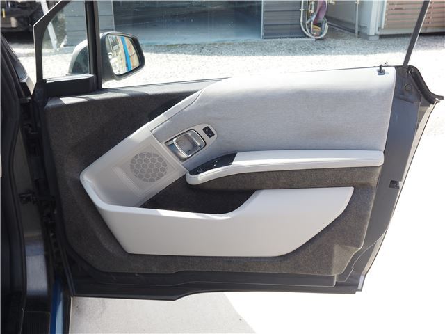 صورة مصغرة 13 لـ 2015 BMW I3