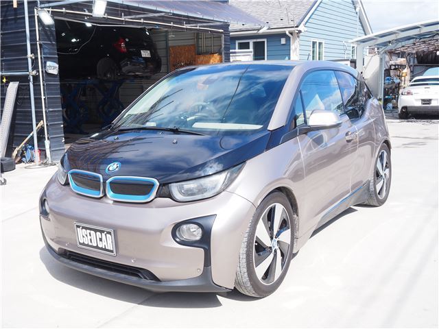 صورة 9 لـ 2015 BMW I3