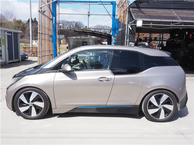 صورة 8 لـ 2015 BMW I3