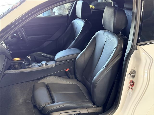 2016 BMW M2 缩略图 32