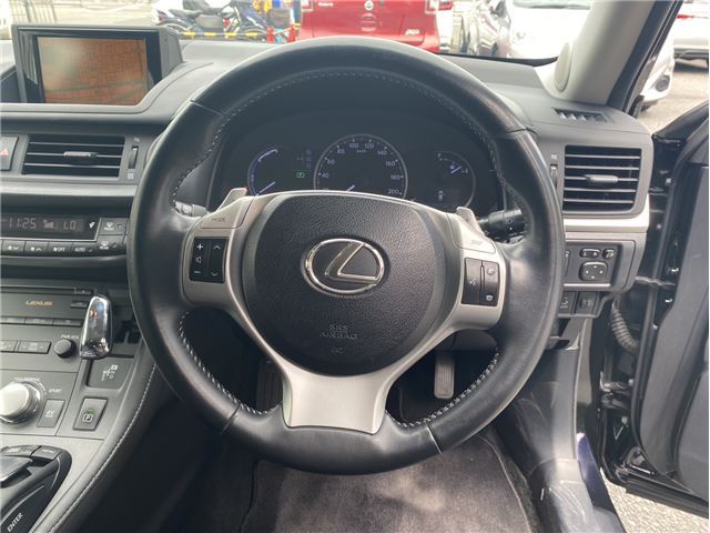 صورة مصغرة 25 لـ 2011 Lexus CT