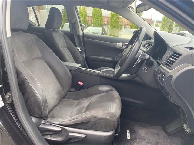 صورة مصغرة 50 لـ 2011 Lexus CT