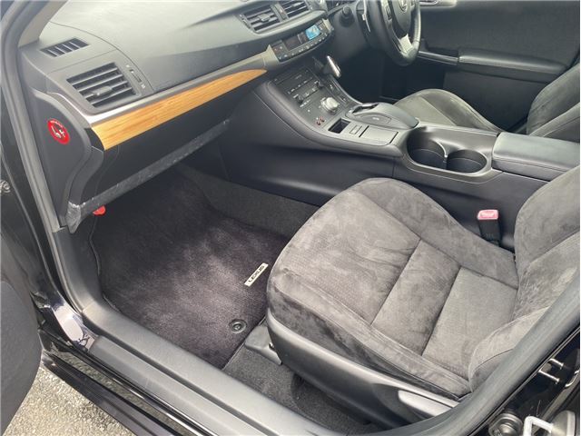 صورة مصغرة 52 لـ 2011 Lexus CT