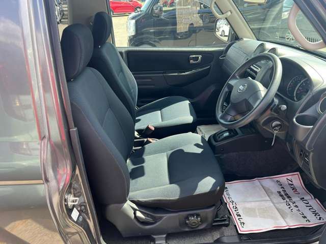 2009 Nissan KICKS — фото 10
