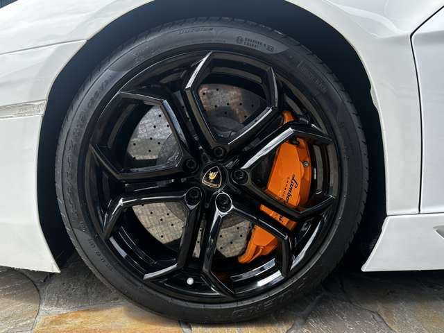 صورة مصغرة 28 لـ 2012 Lamborghini AVENTADOR