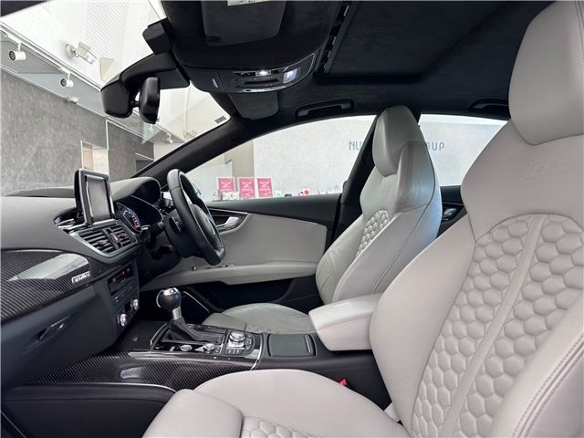 صورة مصغرة 24 لـ 2013 AUDI RS7 SPORTBACK