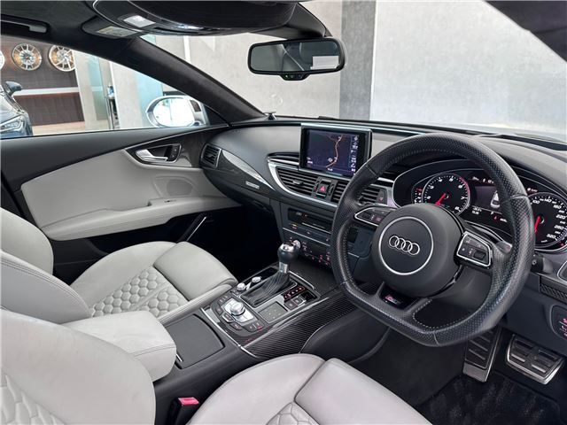 صورة 8 لـ 2013 AUDI RS7 SPORTBACK