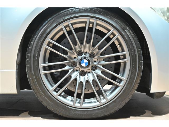 2008 BMW M3 — миниатюра 11