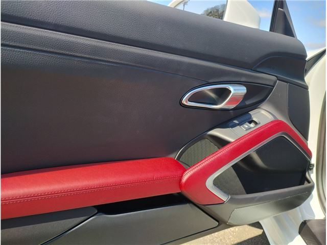 2016 Porsche 718 BOXSTER thumbnail 15