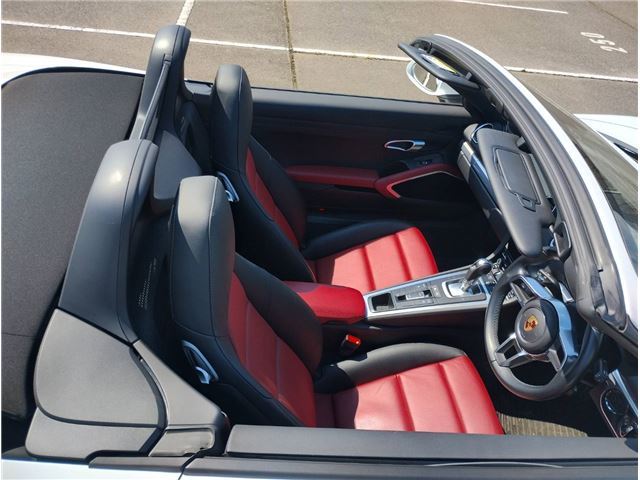 2016 Porsche 718 BOXSTER thumbnail 22
