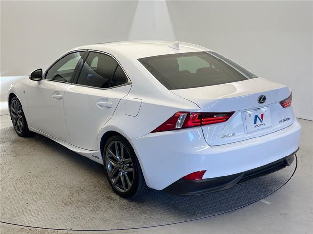 صورة مصغرة 20 لـ 2013 Lexus IS